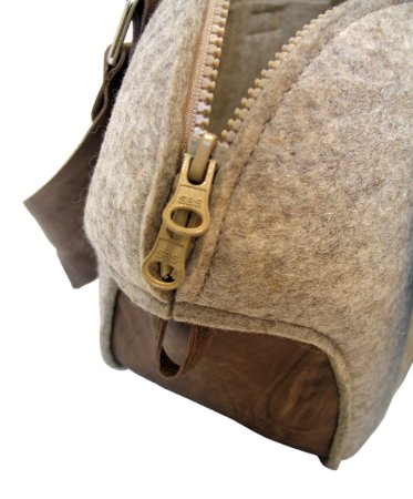 09_EMMA_Handtasche_Wollfilz_Blond_Leder_9364